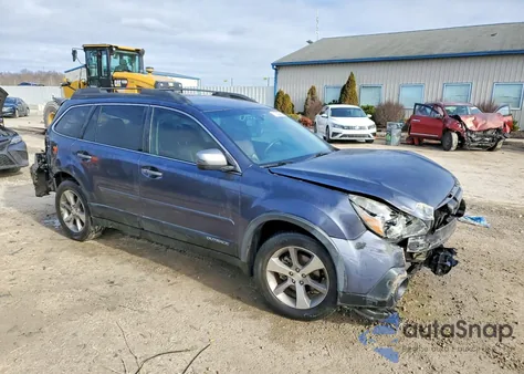 2014 Subaru Outback 2.5I Limited z USA, uszkodzony, nr VIN 4S4BRBPC9E3303581